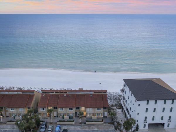 Stunning Oceanfront Four Bedroom Townhome in Destin